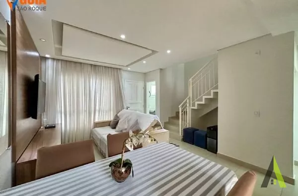 Sobrado em Condomínio Clube em São Roque! 