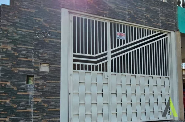 Sobrado a Venda em Mairinque no Jardim Vitória!