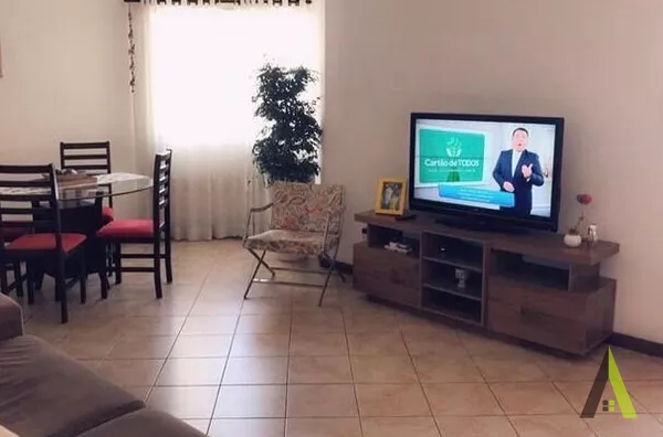 Apartamento no Centro de São Roque!