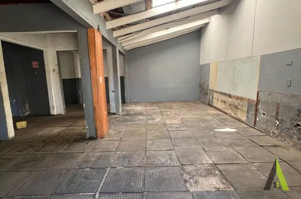 Casa Térrea Comercial em São Roque!