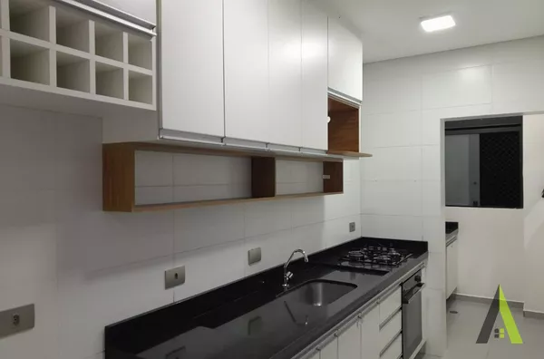 Apartamento Rico em Planejados na Estrada do Vinho em São Roque!