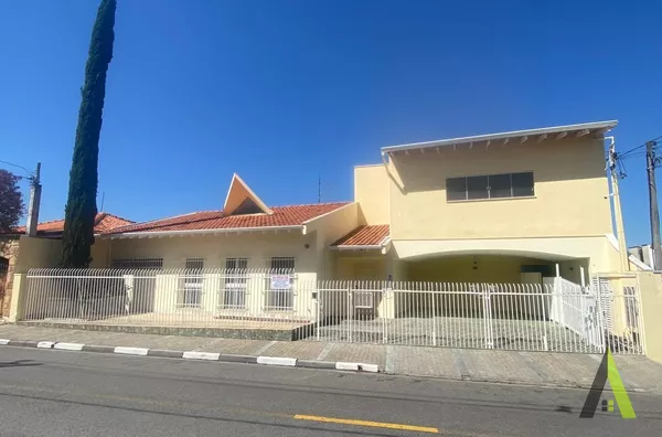 Ponto Comercial no Centro de São Roque!