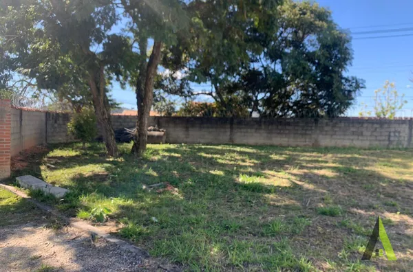 Terreno em Condomínio Fechado!