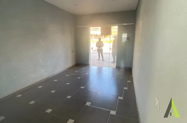 Ponto Comercial na Estrada do Vinho! 