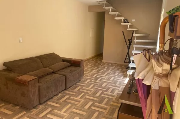 Sobrado em Bairro Tradicional de São Roque! 