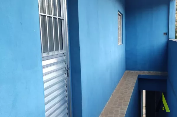 Sobrado com Ponto Comercial em Mairinque! 