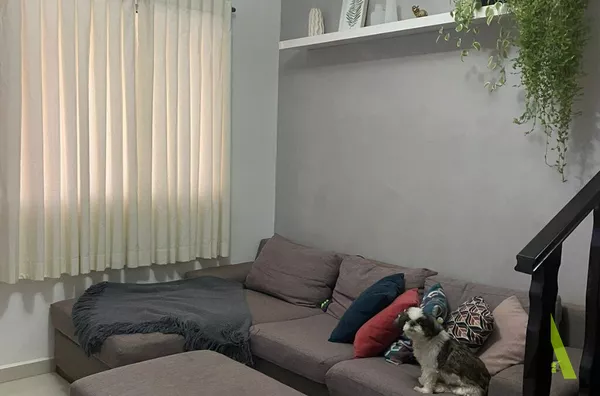 Casa em Condomínio Fechado de  São Roque!