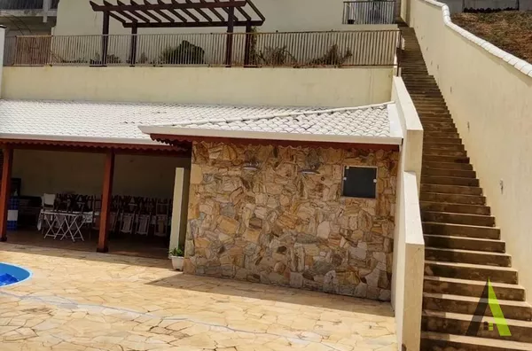 Chácara Alto Padrão em Mairinque! 