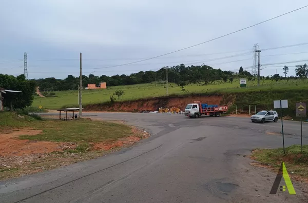 Terreno no Bairro da Ressaca em Ibiúna! 