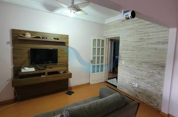 Casa com edícula e piscina para venda, 4 quarto(s),  Centro, Caconde