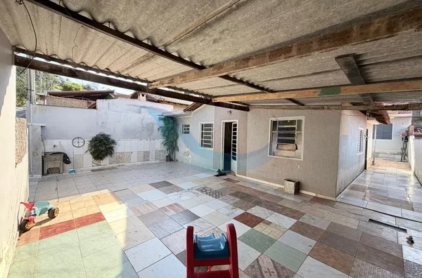 Casa para venda, 5 quarto(s),  Nova Divinolândia, Divinolandia