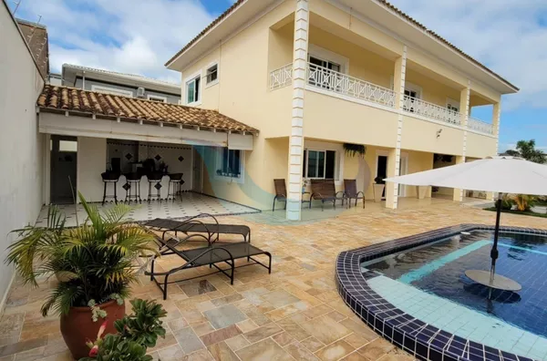 CASA À VENDA DE ALTO PADRÃO NA CIDADE DE CACONDE-SP!