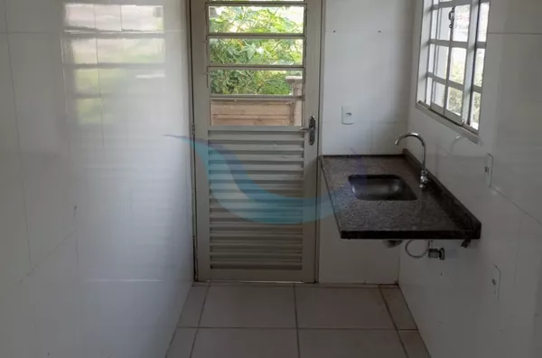 Casa para aluguel,  Bairro Dos Estados, Caconde - Foto 2