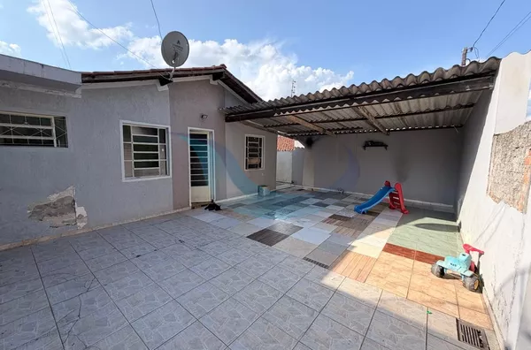 Casa para venda, 5 quarto(s),  Nova Divinolândia, Divinolandia