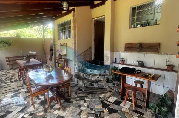 Casa para venda, 4 quarto(s),  Centro, Tapiratiba - Foto 3