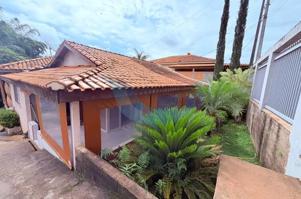 Casa para venda,  Centro (barrânia), Caconde