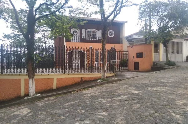 Sobrado para venda, 3 quarto(s),  São Caetaninho, Ribeirão Pires - Foto 1