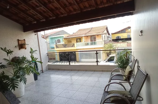SOBRADO COM AQUECEDOR SOLAR IMPECÁVEL - Foto 4