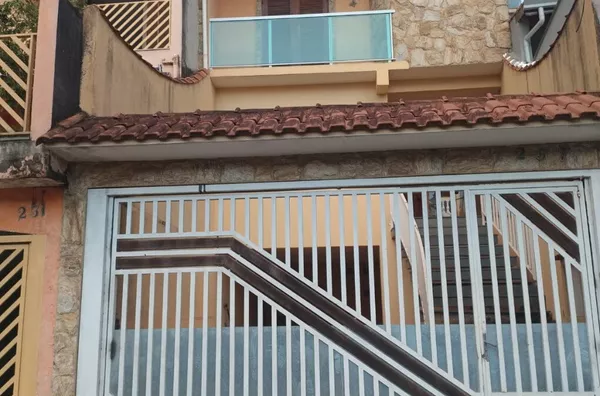 Sobrado para venda, 3 quarto(s),  Parque Gerassi, Santo Andre - Foto 1