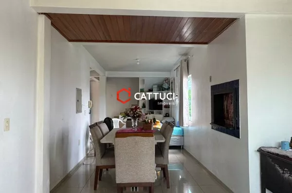 CASA A VENDA NO FRARON 