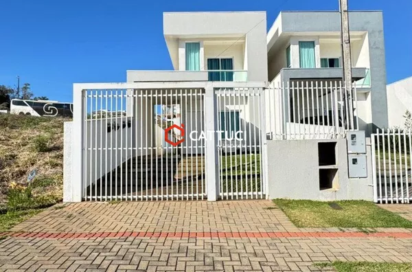 SOBRADO A VENDA NO BAIRRO FRARON