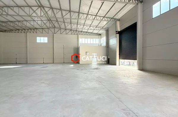 BARRAÇÃO NOVO DISPONIVEL PARA LOCAÇÃO NO BAIRRO BELA VISTA 