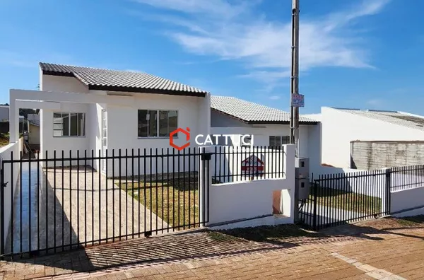 CASAS À VENDA NO SÃO CRISTÓVÃO 