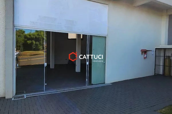 SALA COMERCIAL TÉRREA PARA LOCAÇÃO NO PINHEIRINHO