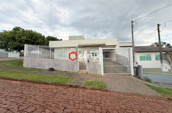 CASA PARCIALEMTE MOBILIADA NO BAIRRO SÃO FRANCISCO