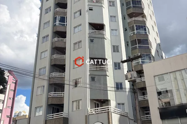 APARTAMNETO SEMIMOBILIADO DUPLEX - DISPONIVEL PARA VENDA NO CENTRO 