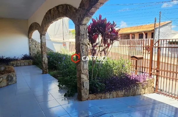 CASA À VENDA NO BAIRRO NOVO HORIZONTE 
