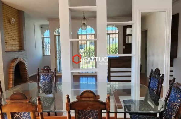 CASA À VENDA NA RUA ITABIRA CENTRO 