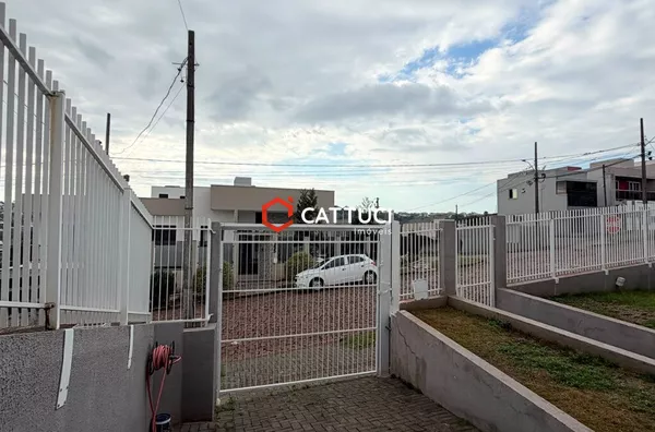 CASA PARCIALEMTE MOBILIADA NO BAIRRO SÃO FRANCISCO