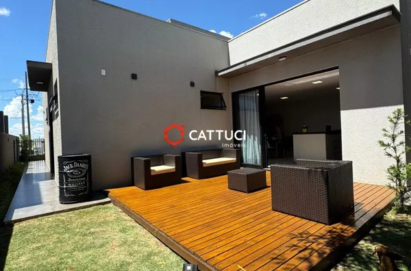 CASA TERREA MAGNIFICA PARA VENDA - BAIRRO FRARON 