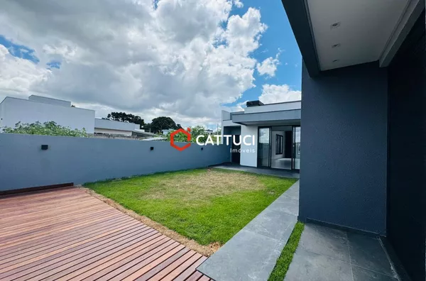 CASA TERREA 03 SUITES A VENDA BAIIRRO MENINO DEUS 