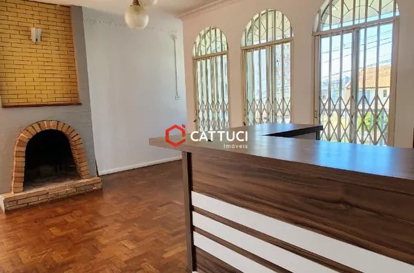 CASA À VENDA NA RUA ITABIRA CENTRO 