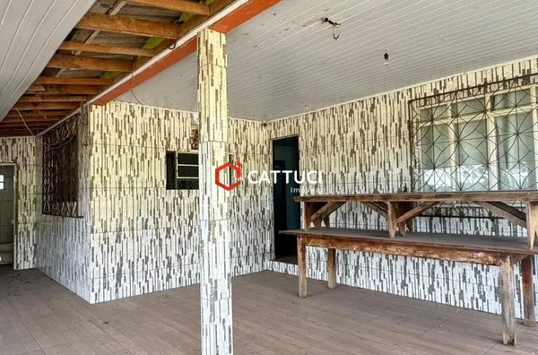 BARRACÃO COM CASA RESIDENCIAL NO RIO PINHEIRO EM MARIÓPOLIS PARA LOCAÇÃO 