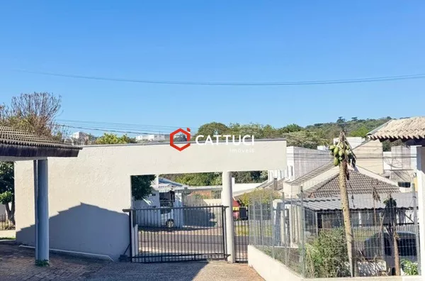 CASA A VENDA NO CONDOMINIO MANRÉ