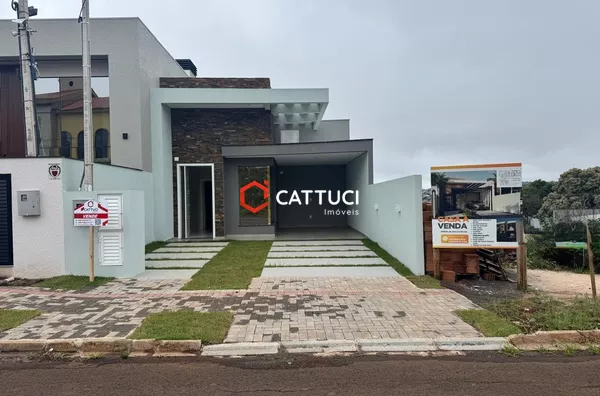 CASA NOVA DE FINO PADRÃO A VENDA NO BAIRRO MENINO DEUS 