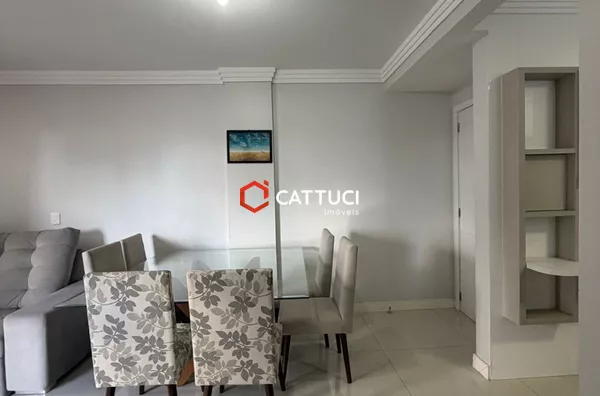 APARTAMNETO SEMIMOBILIADO DUPLEX - DISPONIVEL PARA VENDA NO CENTRO 