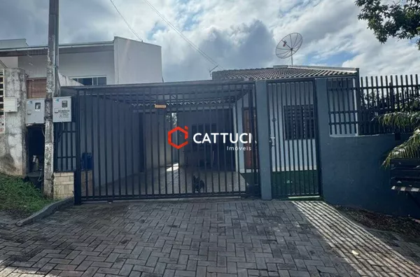 CASA SEMIMOBILIADA PARA VENDA NO FRARON 