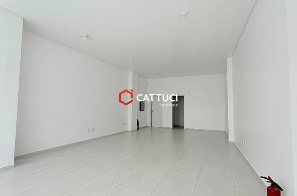 CATTUCI IMOVEIS ALUGA – SALA COMERCIAL NO EDIFICIO IGNESTOMAZI  PIACENTINI 