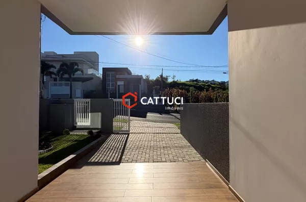 CASA NOVA A VENDA NO FRARON 