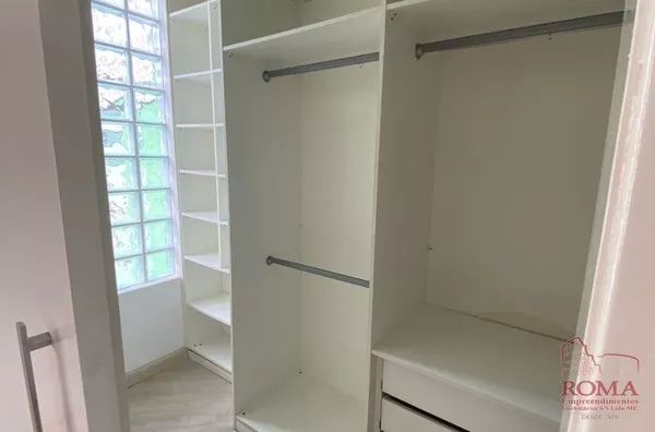 CLOSET QUARTO FUNDOS