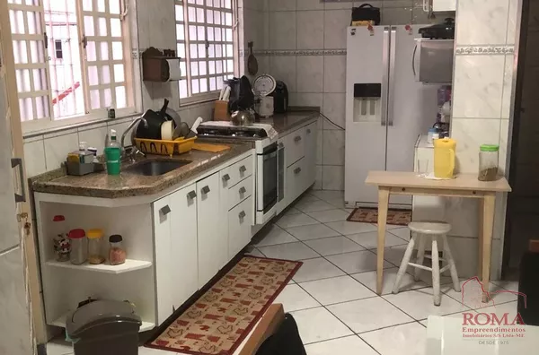 ótima  sobrado com edícula