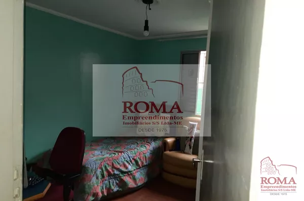 Casa muito bem localizada com 176m² 