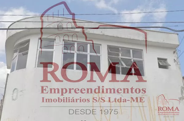 ótima casa com edícula