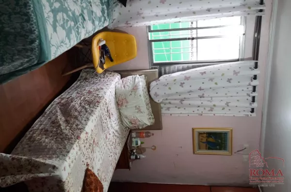 Casa muito bem localizada com 176m² 