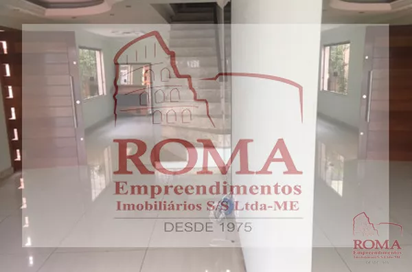 Sobrado em ótima localização , com moveis planejados.