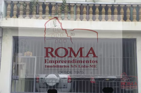 Sobrados com duas casas